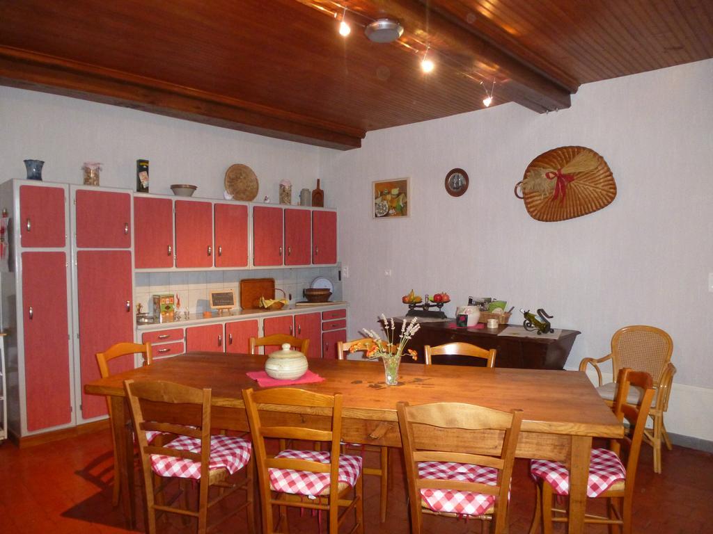 Gite Du Charmoy Clomot Exterior photo